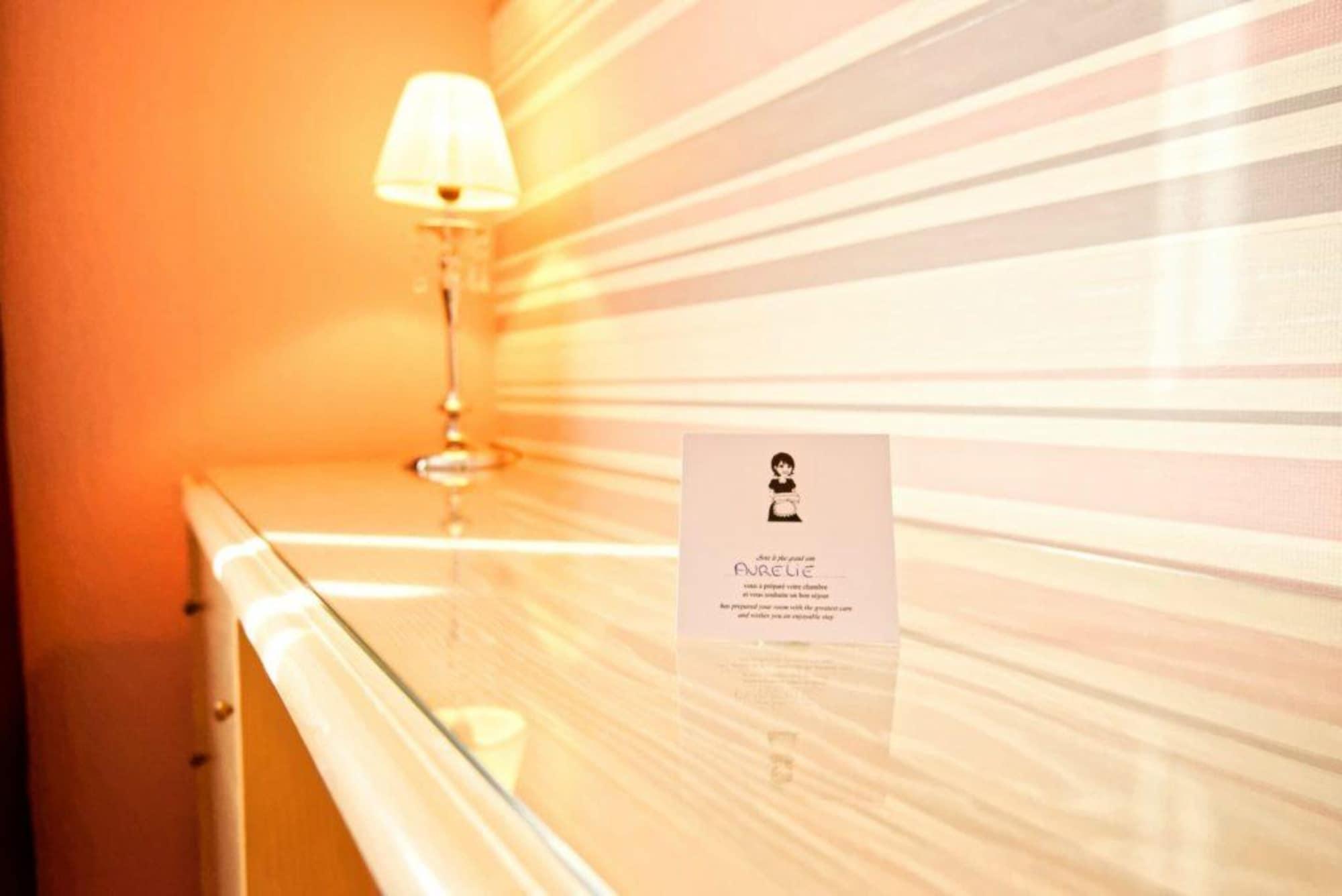 Le Manoir Hotel Orchies Ngoại thất bức ảnh