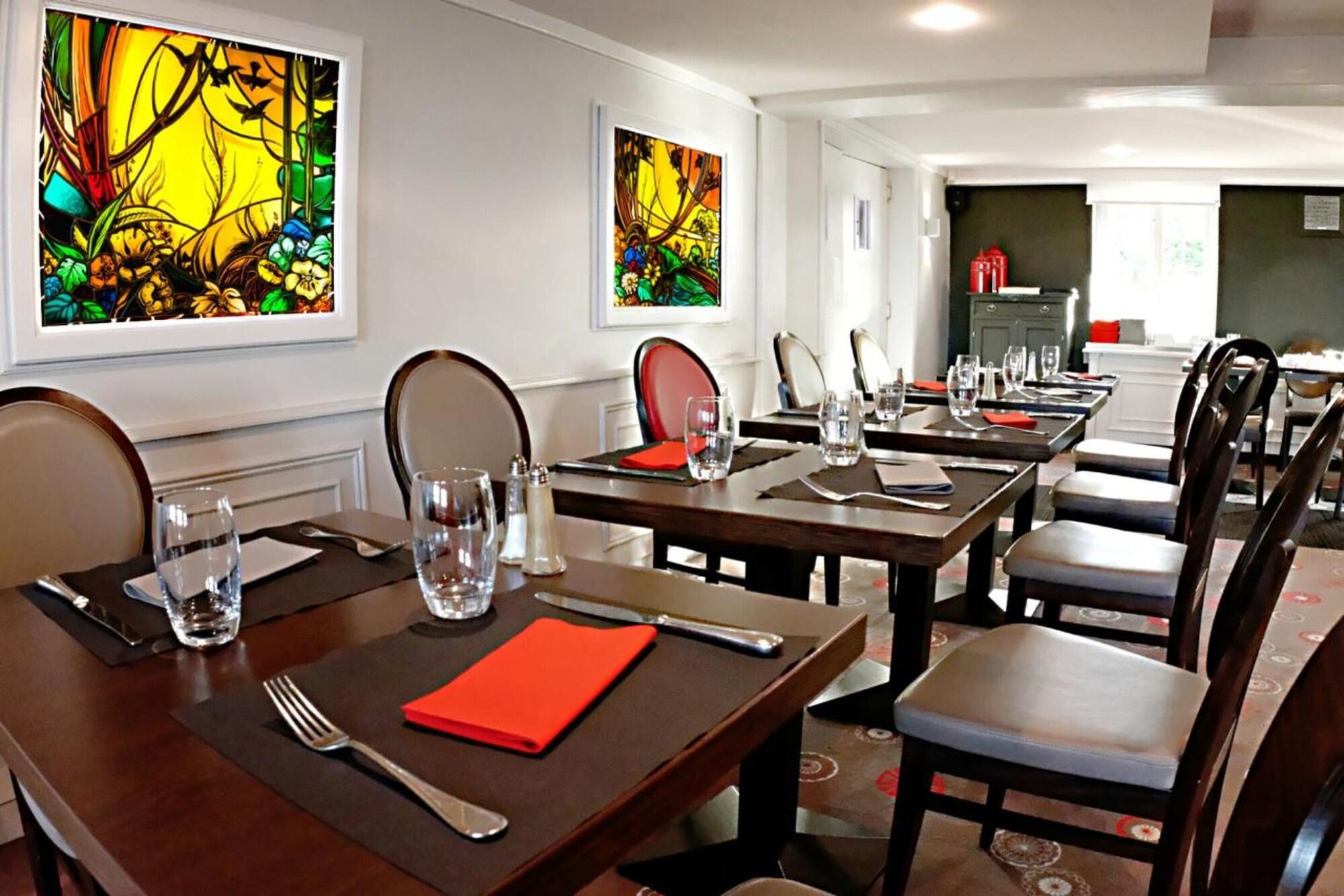 Le Manoir Hotel Orchies Ngoại thất bức ảnh