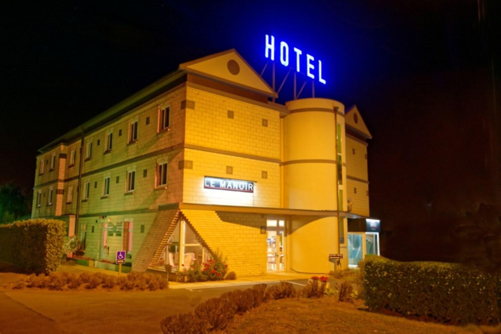 Le Manoir Hotel Orchies Ngoại thất bức ảnh