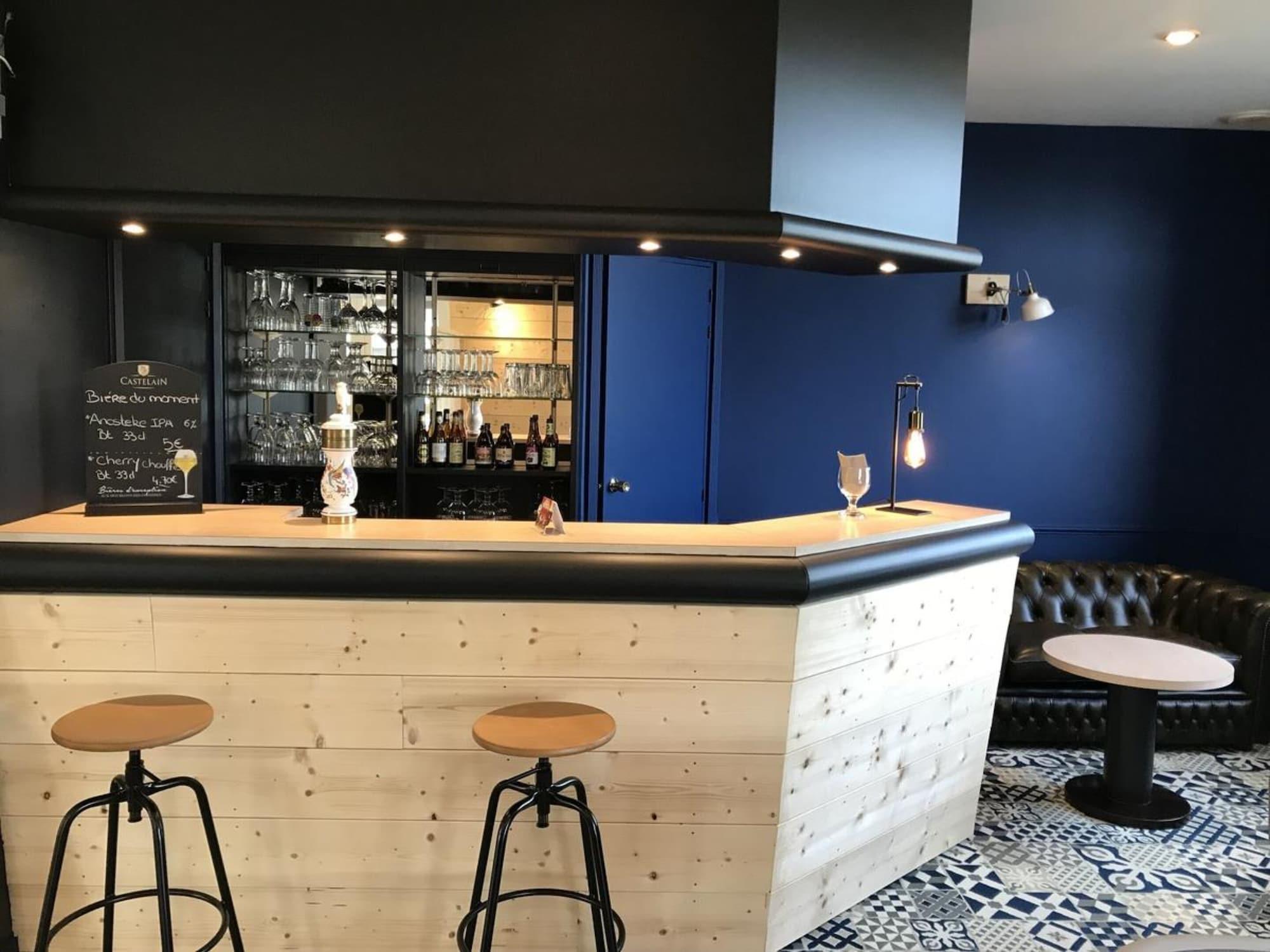 Le Manoir Hotel Orchies Ngoại thất bức ảnh