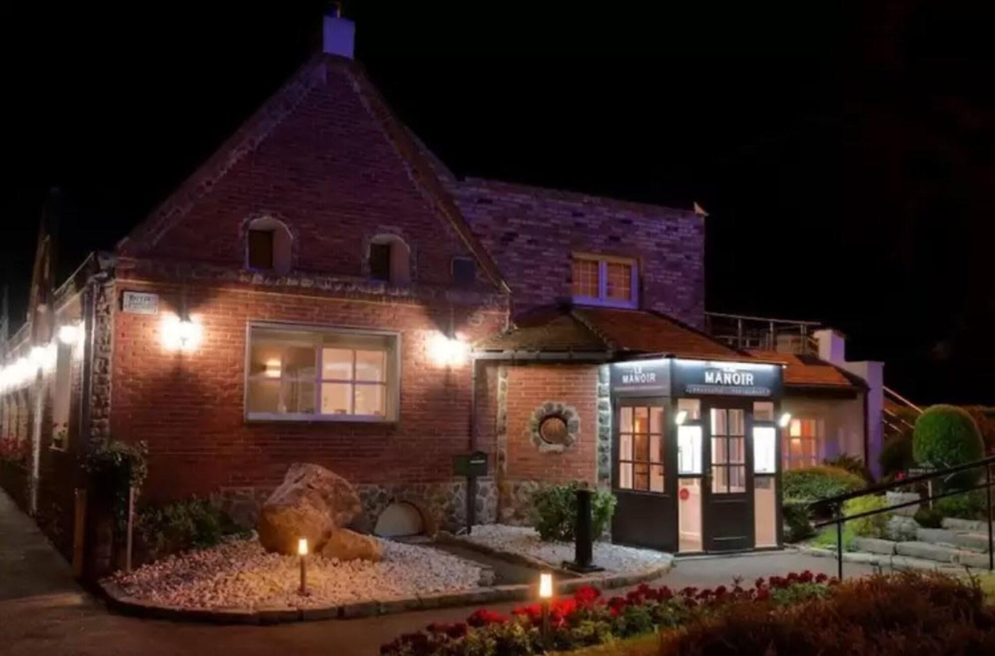 Le Manoir Hotel Orchies Ngoại thất bức ảnh